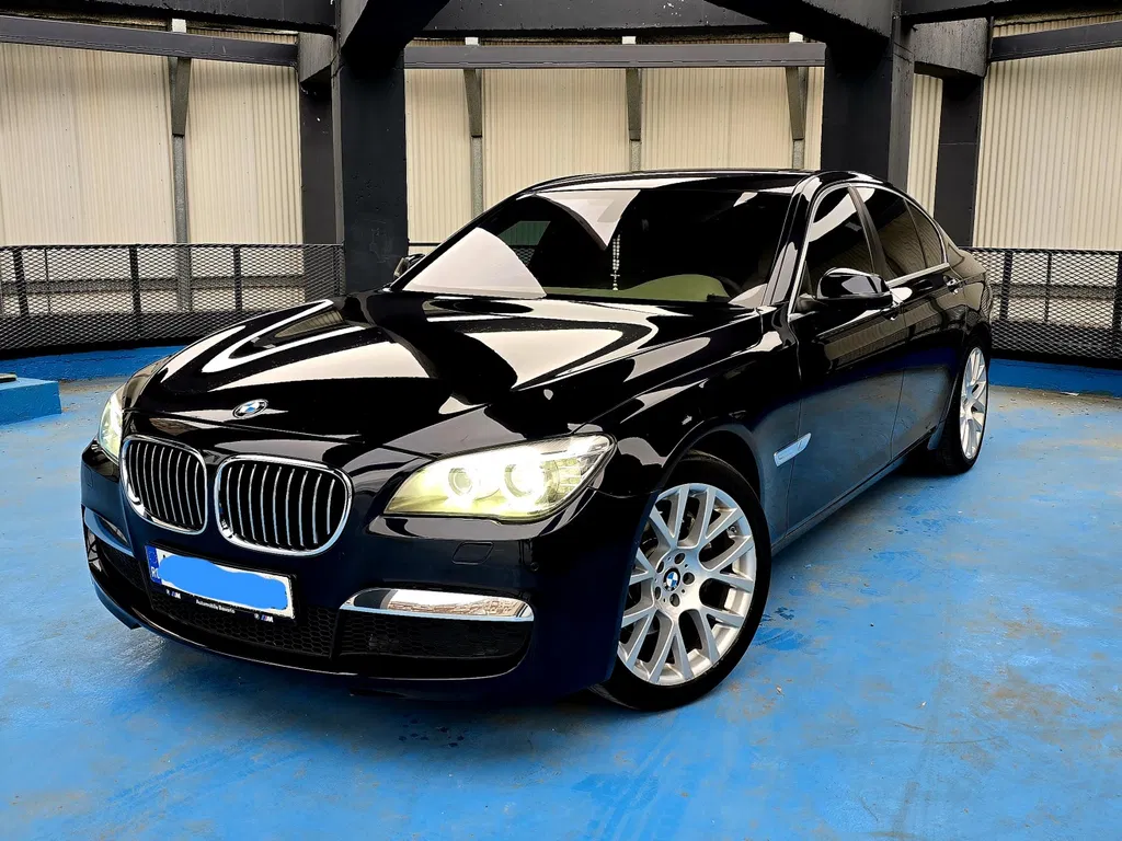 Fotografie: 2014 BMW Seria 7