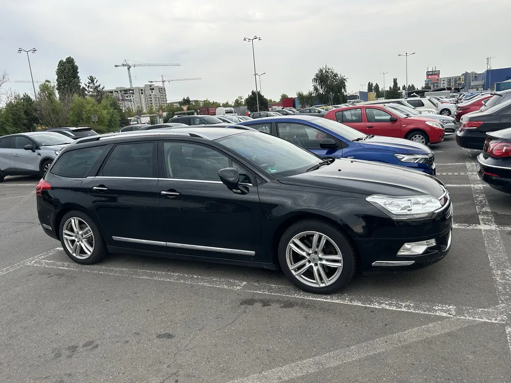 Fotografie: 2010 Citroen C5