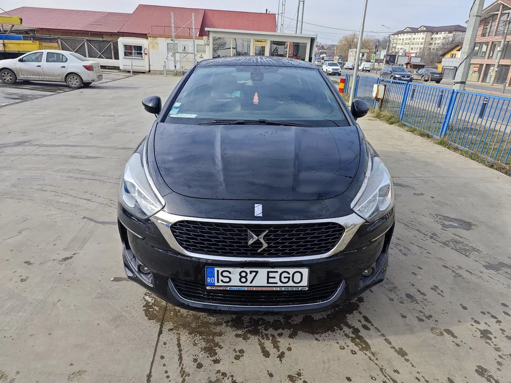 Fotografie: 2015 Citroen DS5