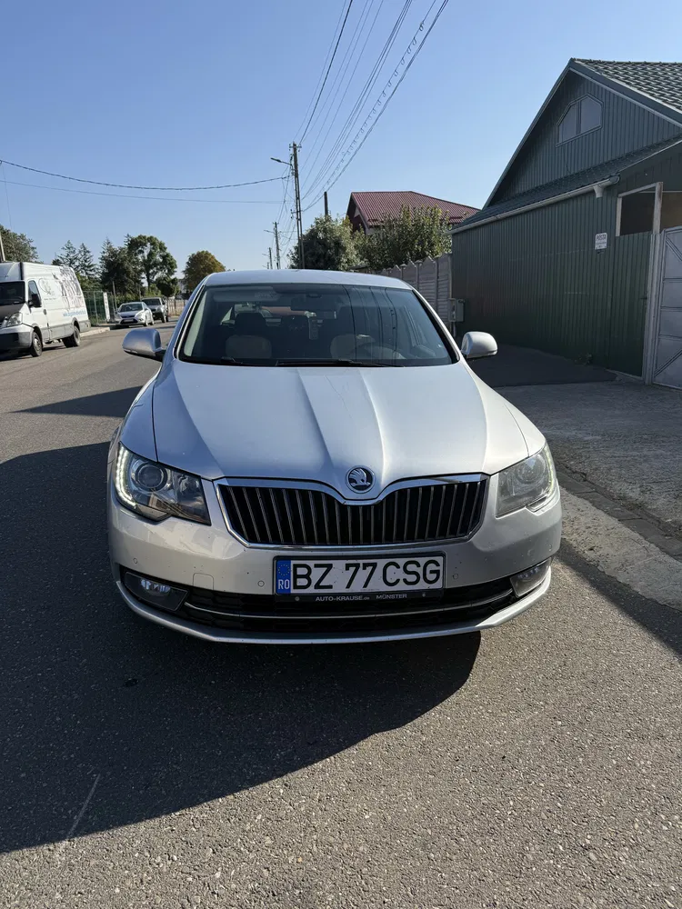 Fotografie: 2015 Skoda Superb