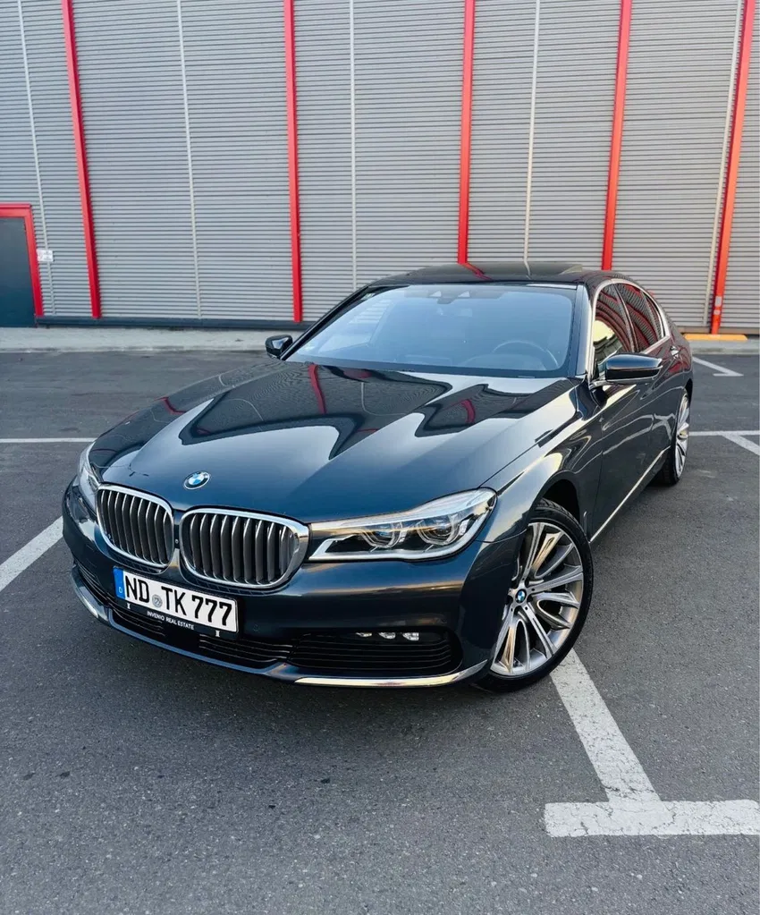 Fotografie: 2017 BMW Seria 7