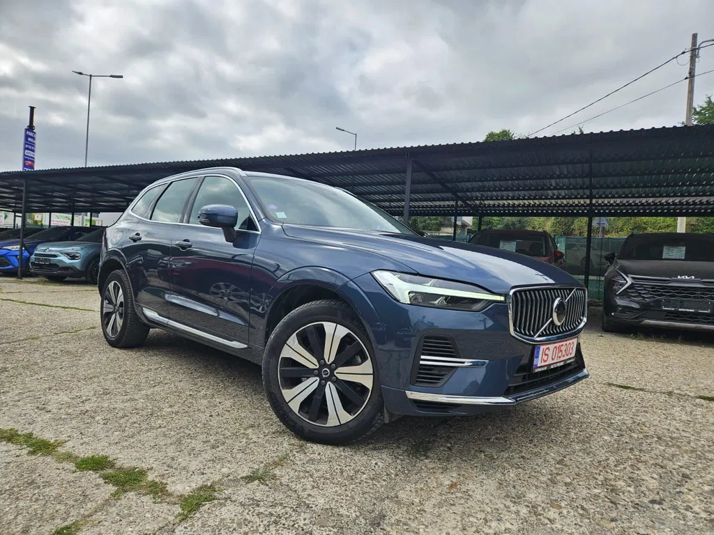 Fotografie: 2023 Volvo XC 60