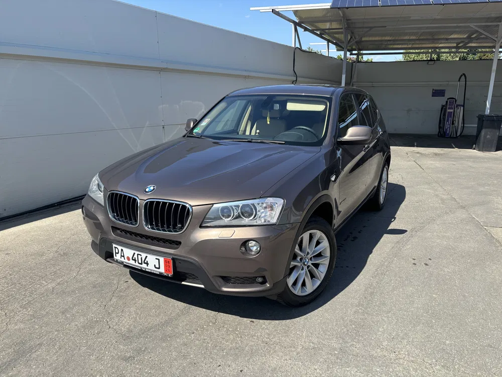 Fotografie: 2012 BMW X3