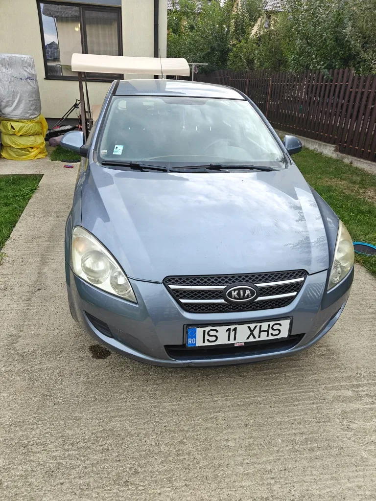 Fotografie: 2007 Kia Ceed