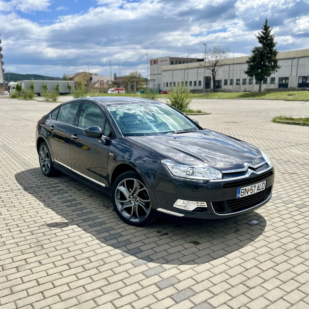 Fotografie: 2013 Citroen C5