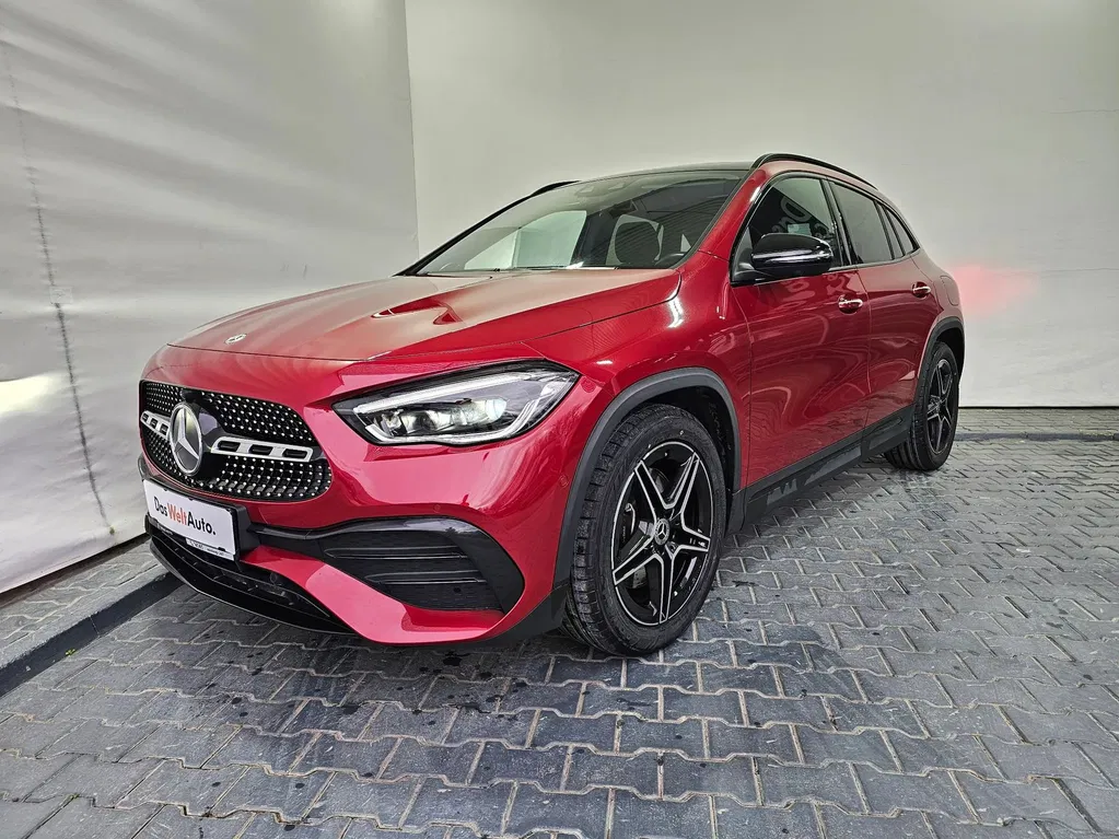 Fotografie: 2024 Mercedes-Benz GLA