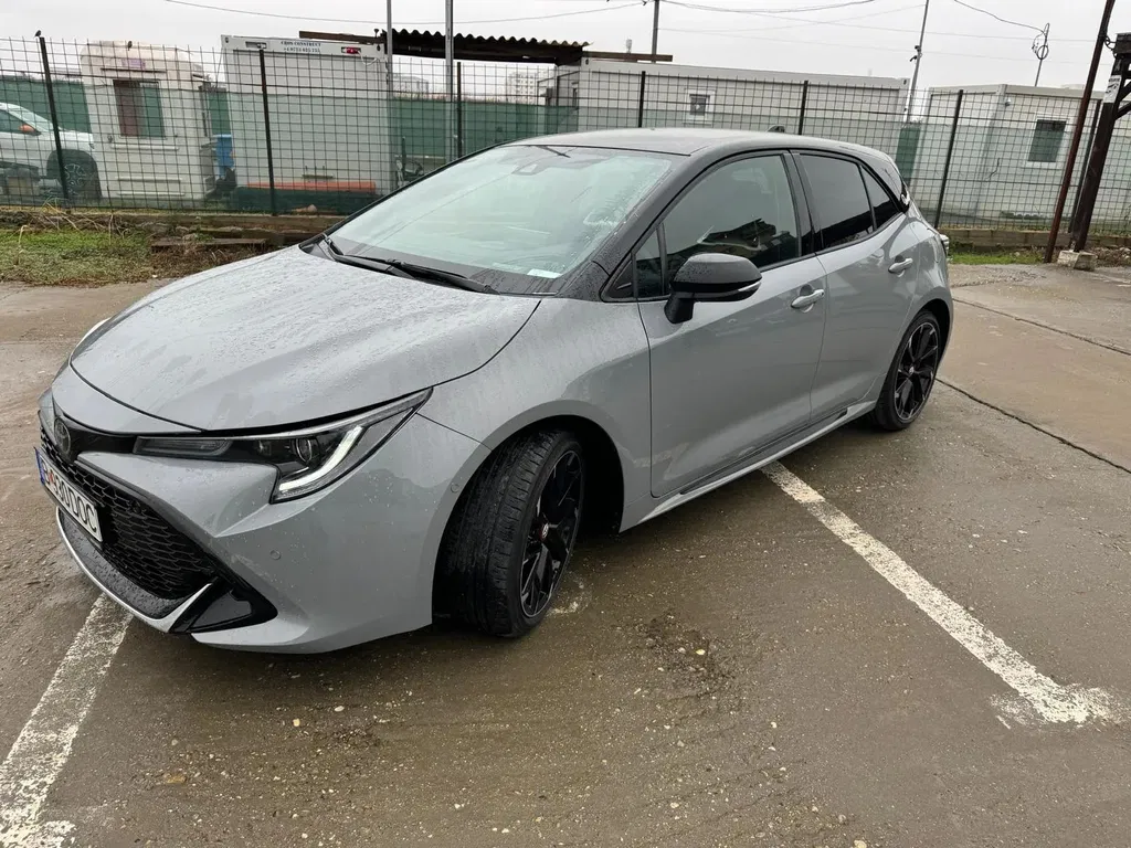 Fotografie: 2022 Toyota Corolla