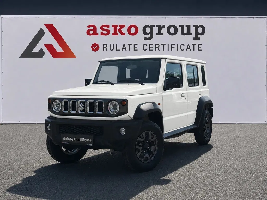 Fotografie: 2025 Suzuki Jimny
