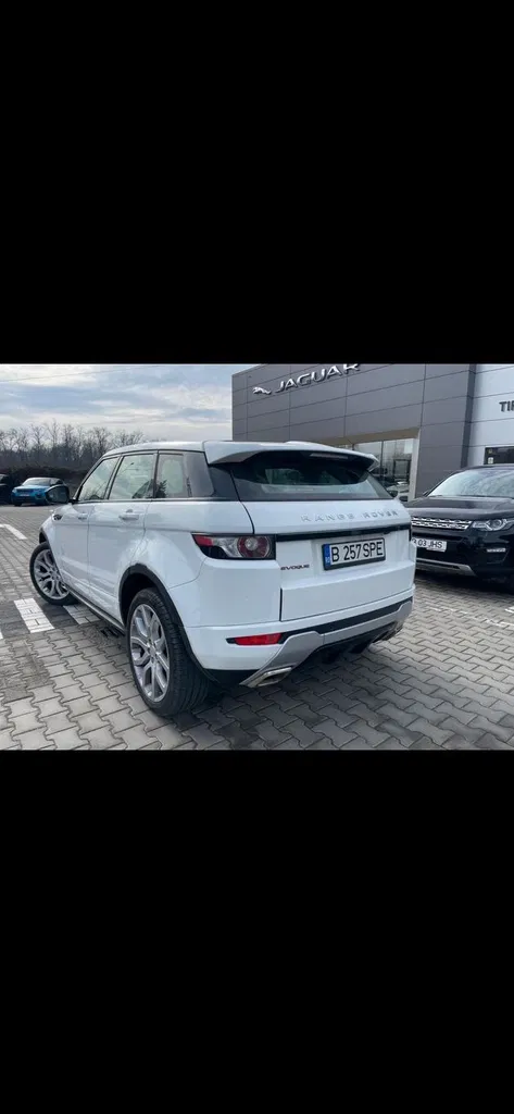 Fotografie: 2015 Land Rover Range Rover Evoque
