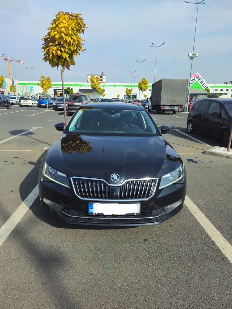 Fotografie: 2018 Skoda Superb