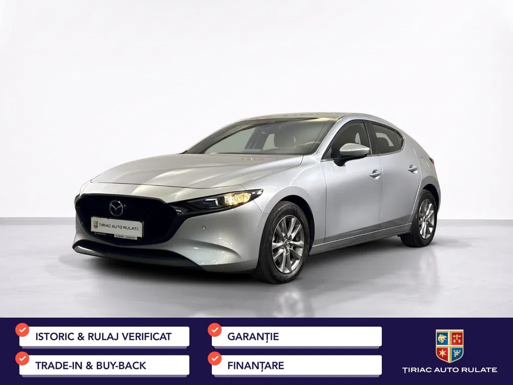 Fotografie: 2023 Mazda 3