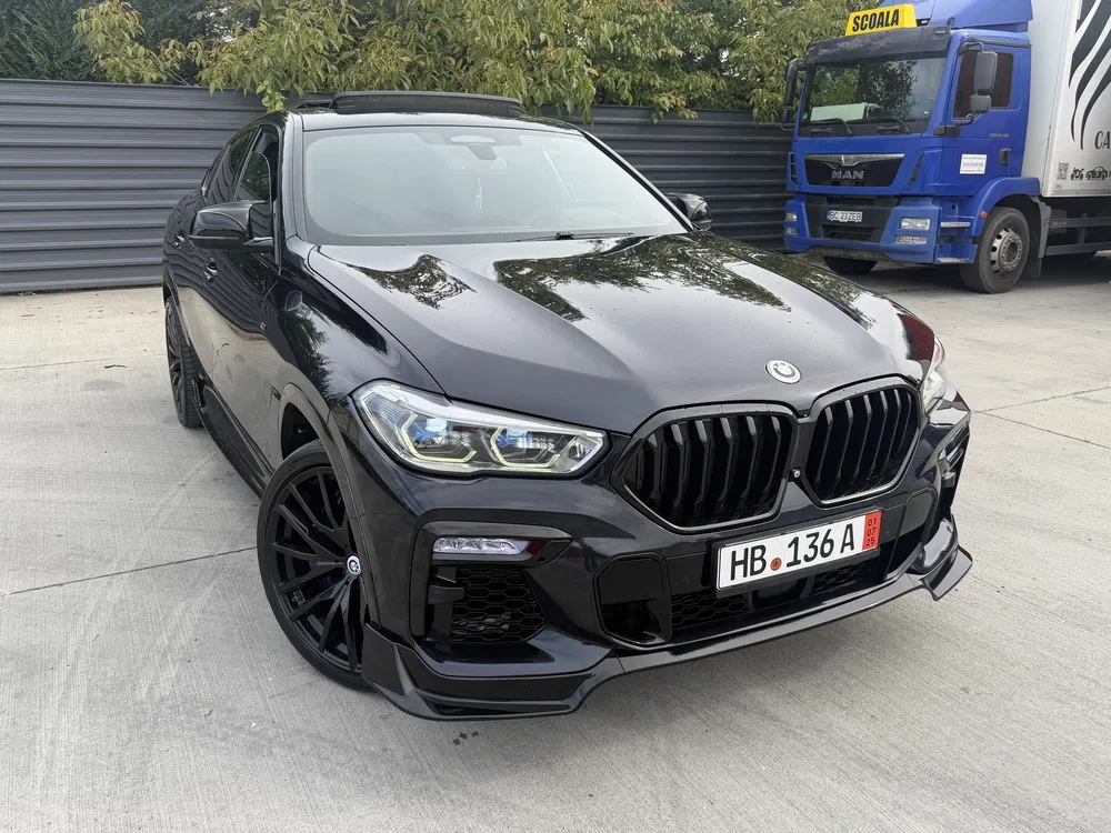 Fotografie: 2020 BMW X6 M