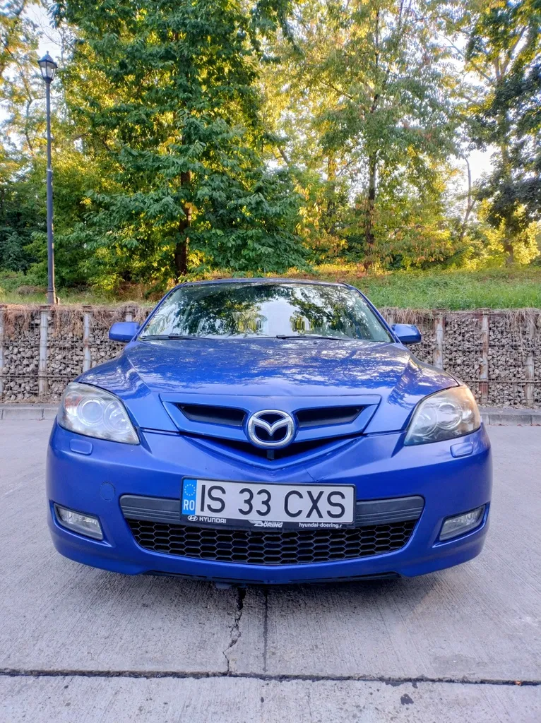 Fotografie: 2009 Mazda 3