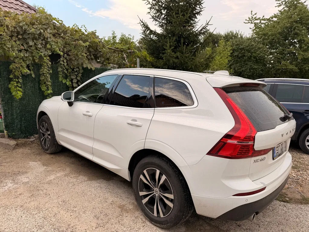 Fotografie: 2021 Volvo XC 60