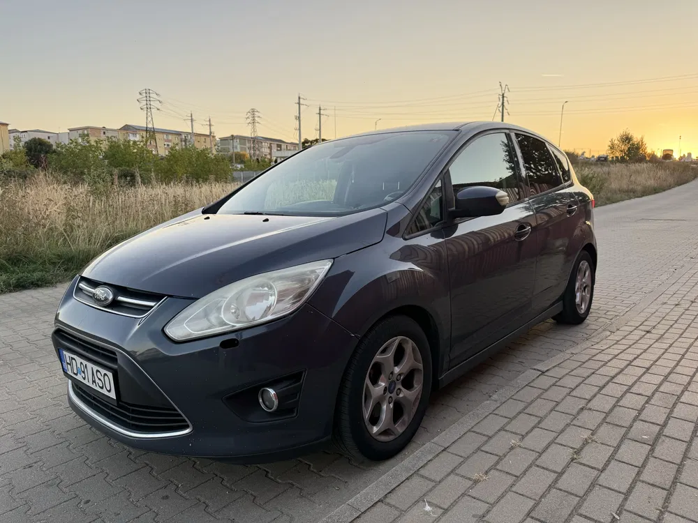 Fotografie: 2011 Ford C-MAX