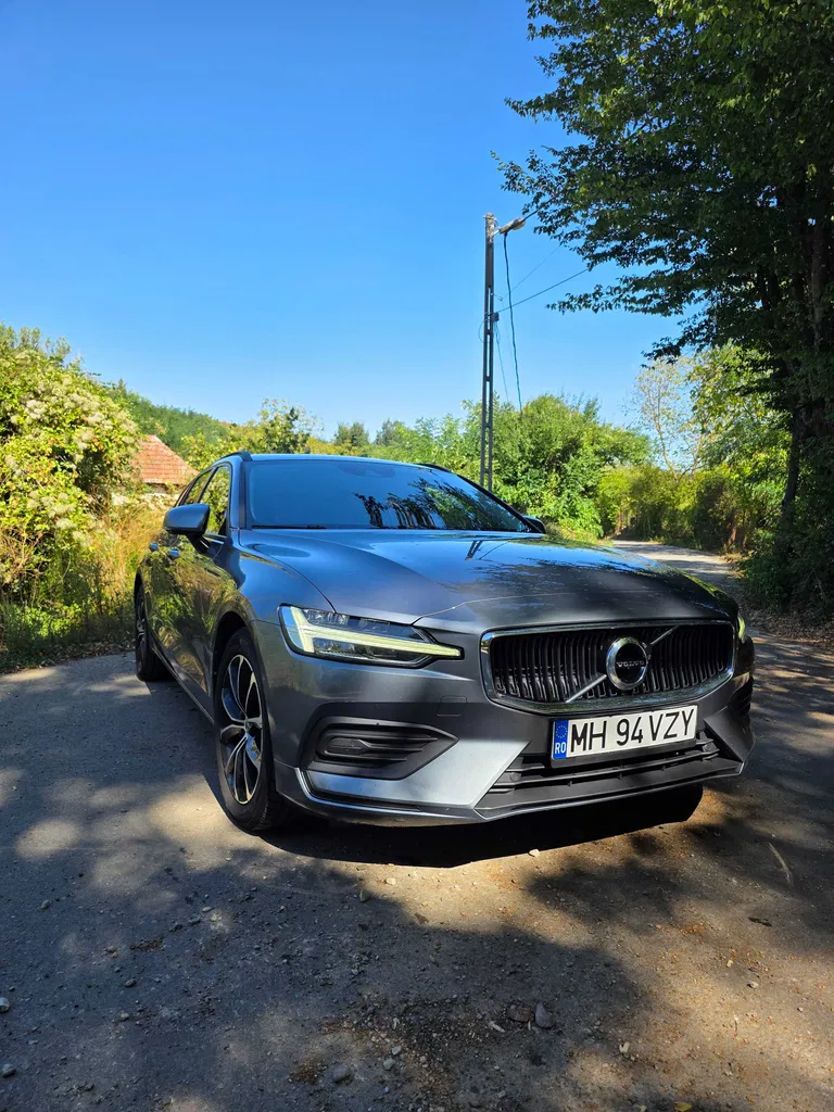 Fotografie: 2021 Volvo V60