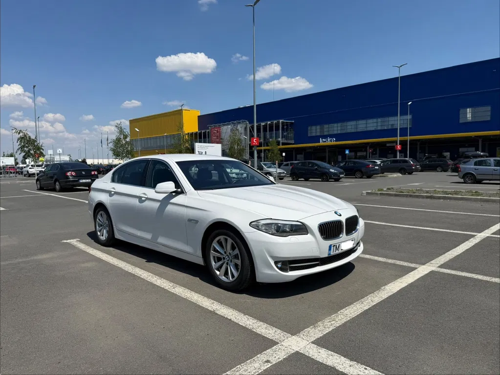 Fotografie: 2011 BMW Seria 5