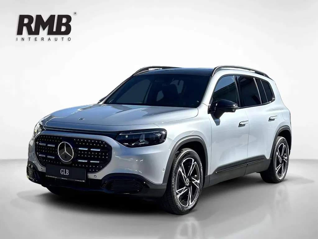 Fotografie: 2026 Mercedes-Benz GLB