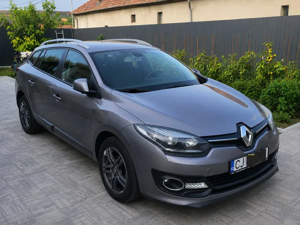 Fotografie: 2014 Renault Megane