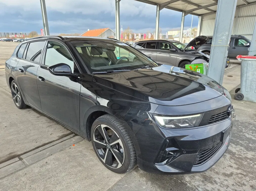 Fotografie: 2025 Opel Astra