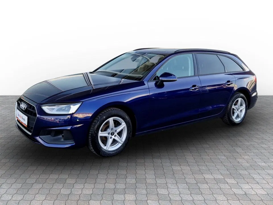 Fotografie: 2023 Audi A4 Limuzina
