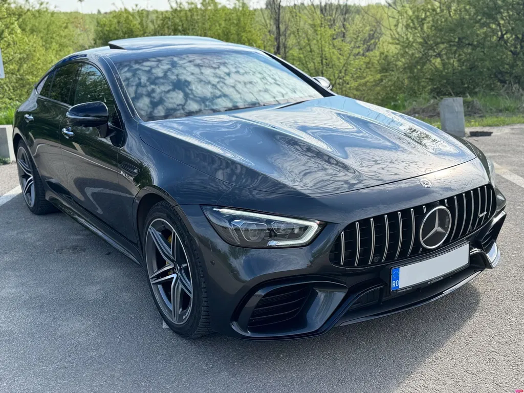 Fotografie: 2021 Mercedes-Benz AMG GT 4-door Coupe
