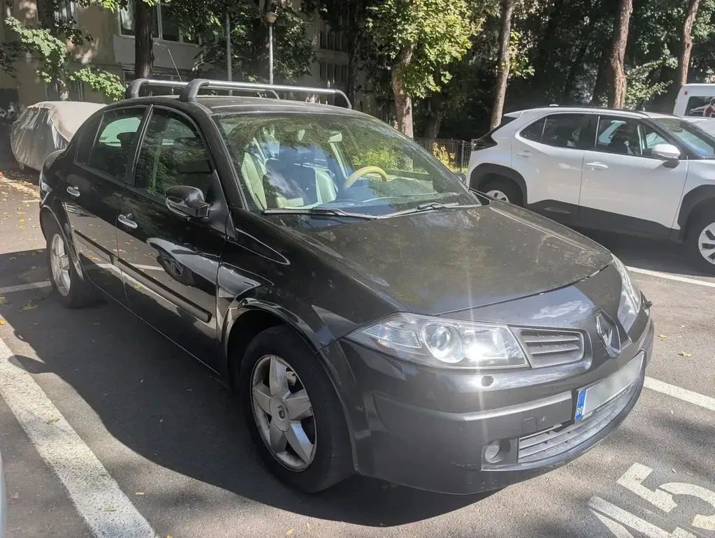 Fotografie: 2008 Renault Megane