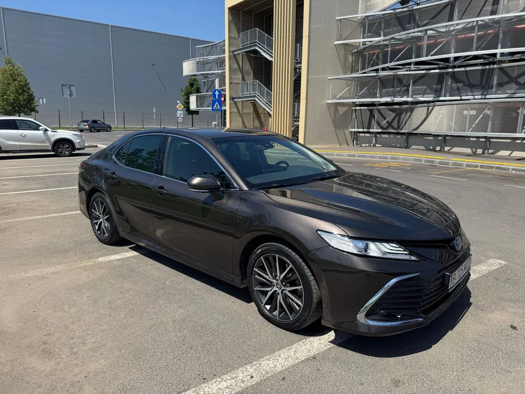 Fotografie: 2021 Toyota Camry