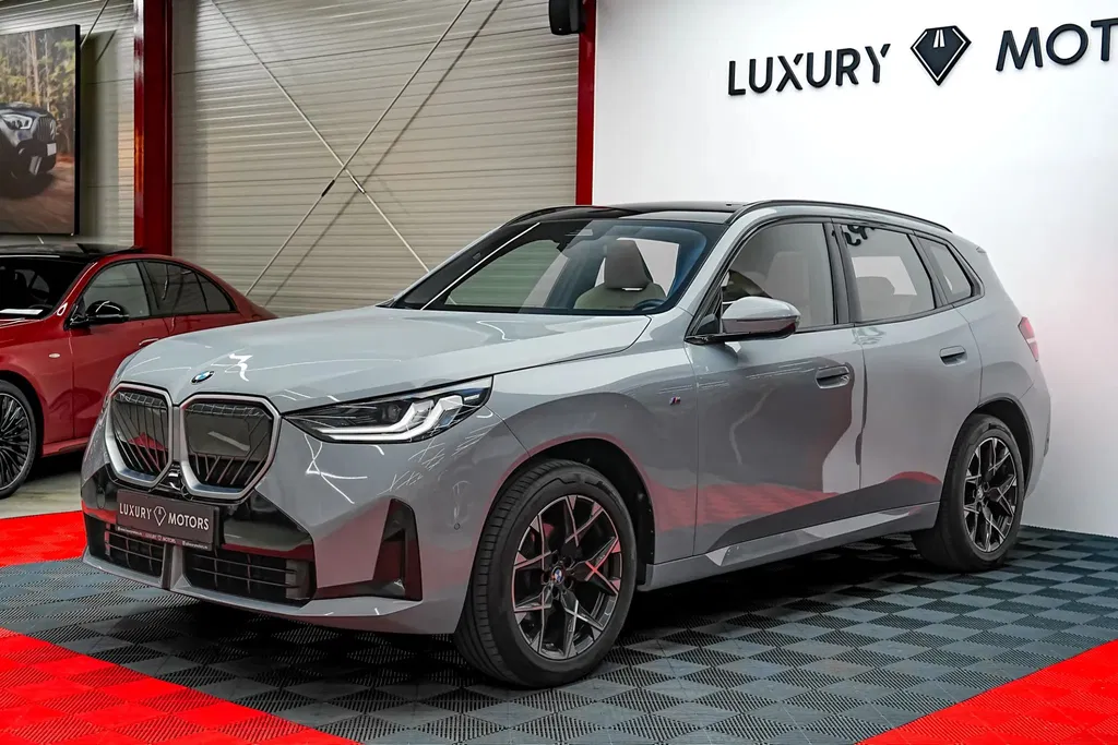 Fotografie: 2025 BMW X3