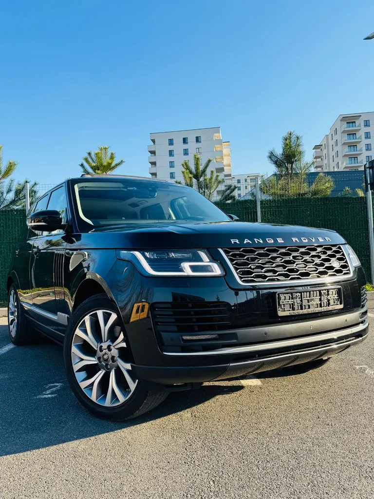 Fotografie: 2018 Land Rover Range Rover