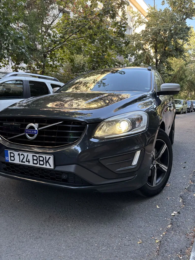 Fotografie: 2017 Volvo XC 60