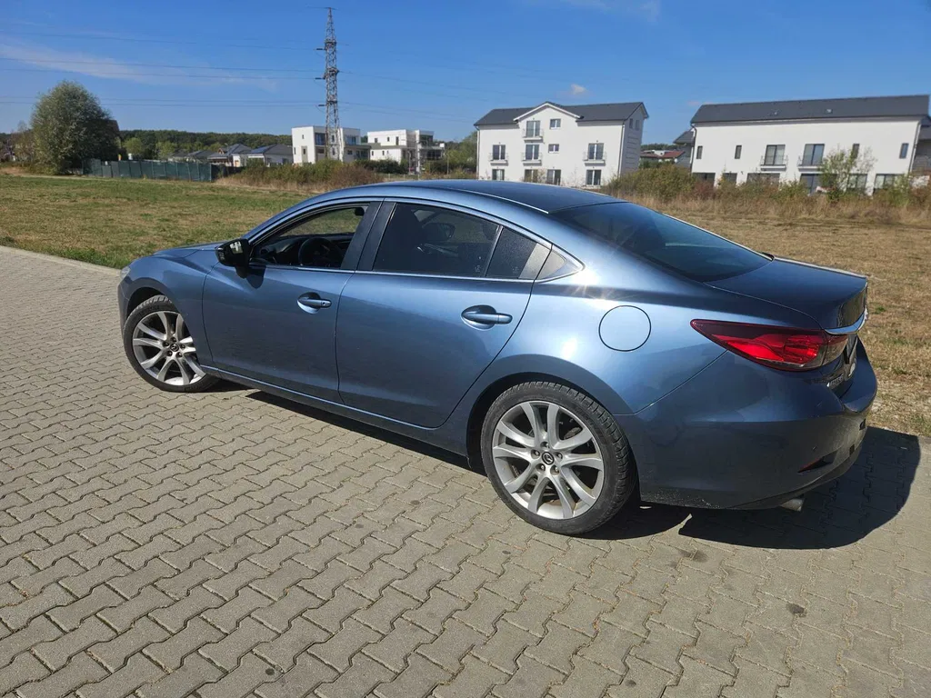 Fotografie: 2013 Mazda 6