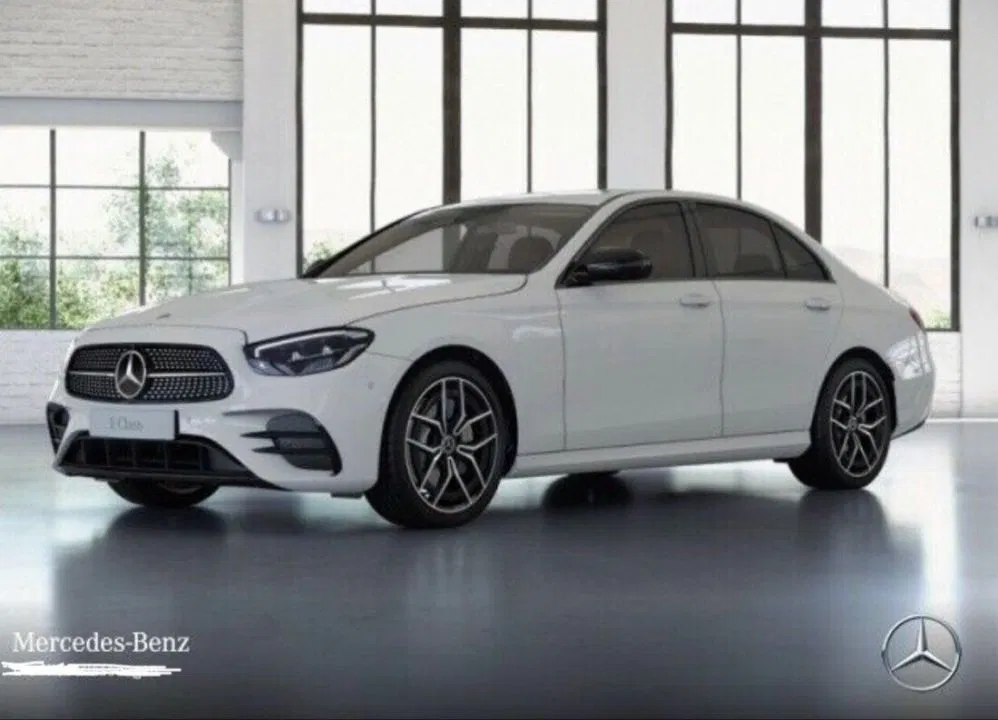 Fotografie: 2021 Mercedes-Benz E Class