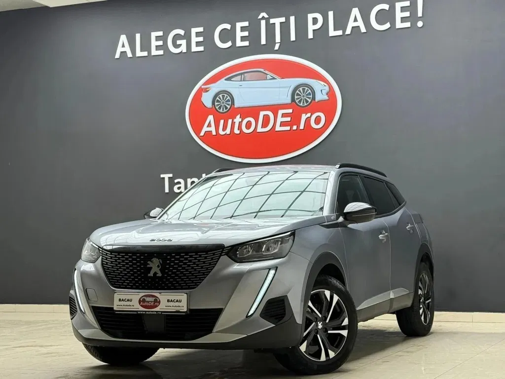 Fotografie: 2022 Peugeot 2008