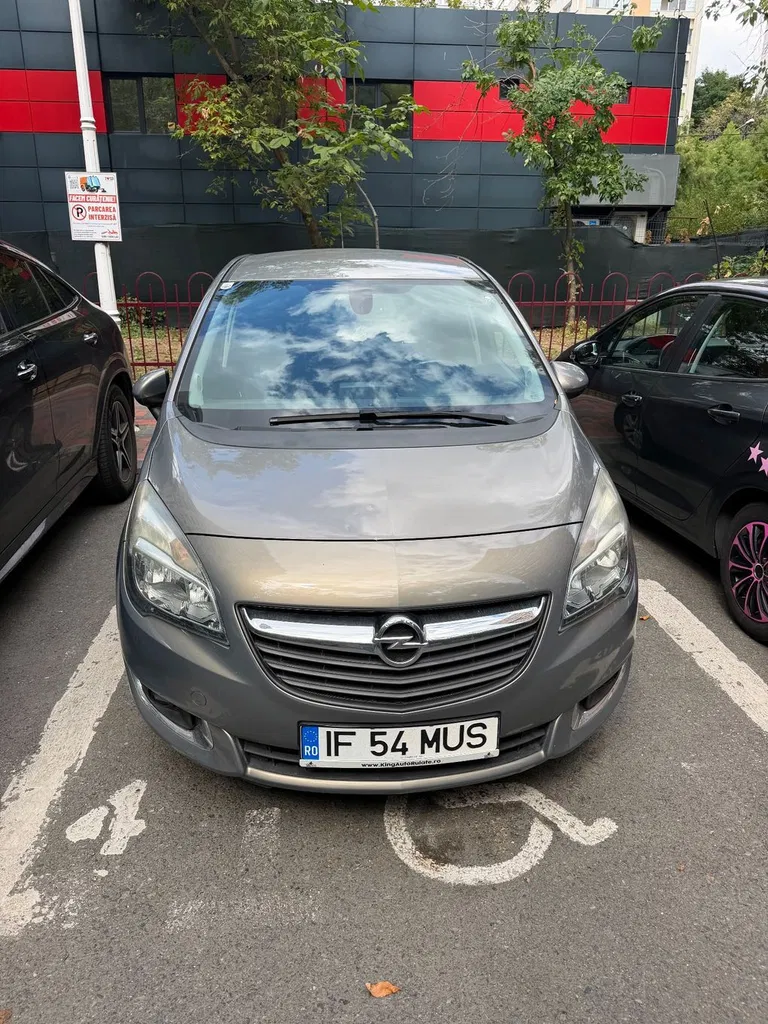 Fotografie: 2015 Opel Meriva