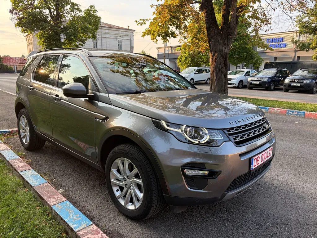 Fotografie: 2018 Land Rover Discovery Sport