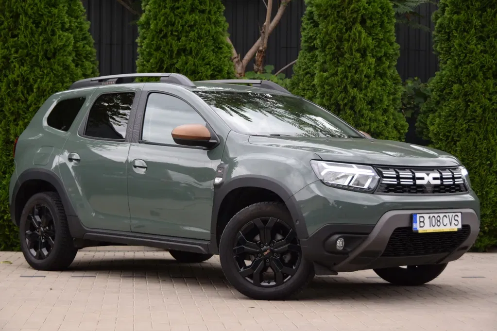 Fotografie: 2023 Dacia Duster