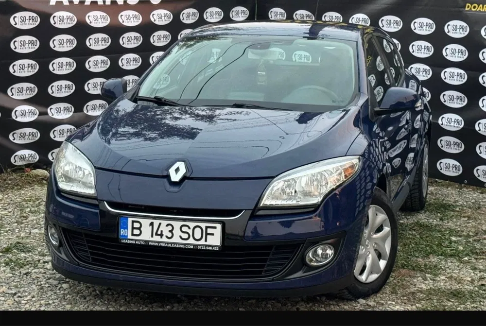 Fotografie: 2013 Renault Megane