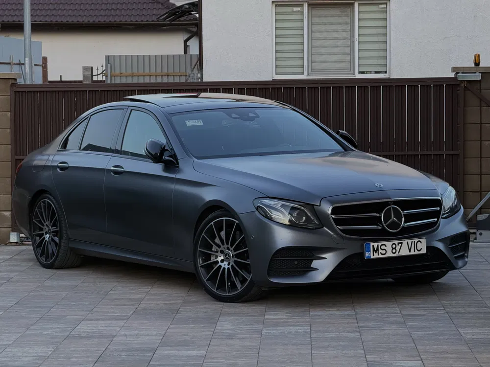 Fotografie: 2017 Mercedes-Benz E Class