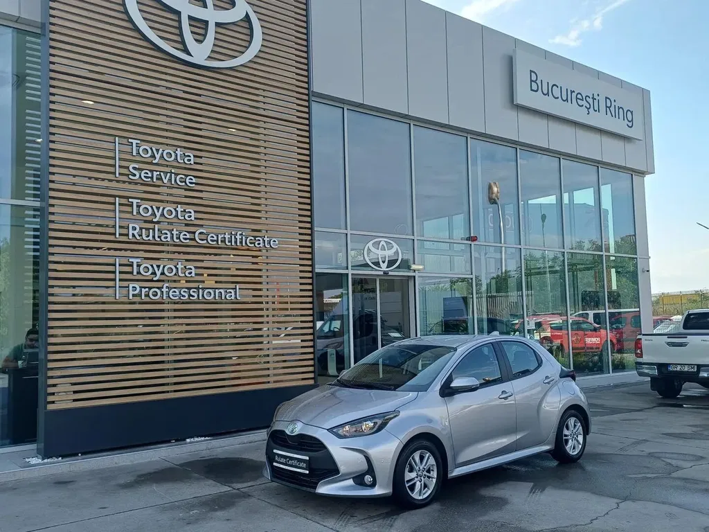 Fotografie: 2023 Toyota Yaris