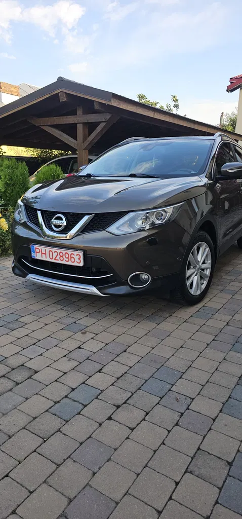Fotografie: 2015 Nissan Qashqai