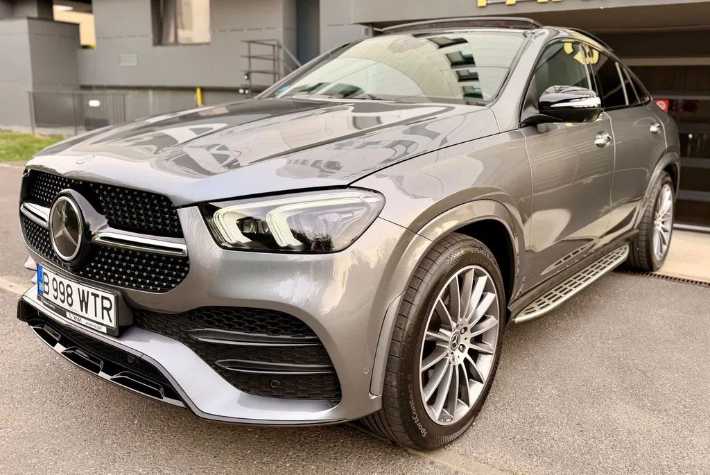 Fotografie: 2021 Mercedes-Benz GLE