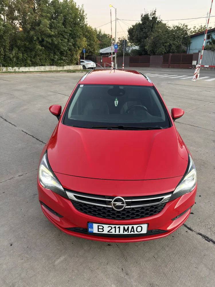 Fotografie: 2017 Opel Astra