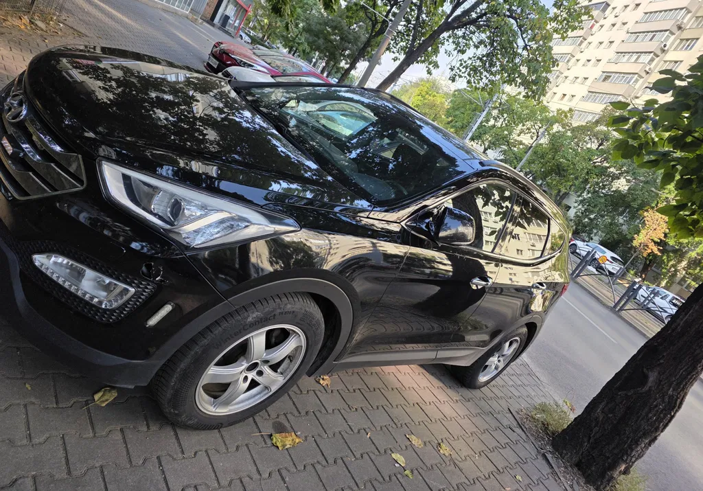 Fotografie: 2014 Hyundai Santa Fe