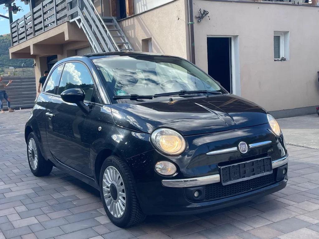 Fotografie: 2010 Fiat 500