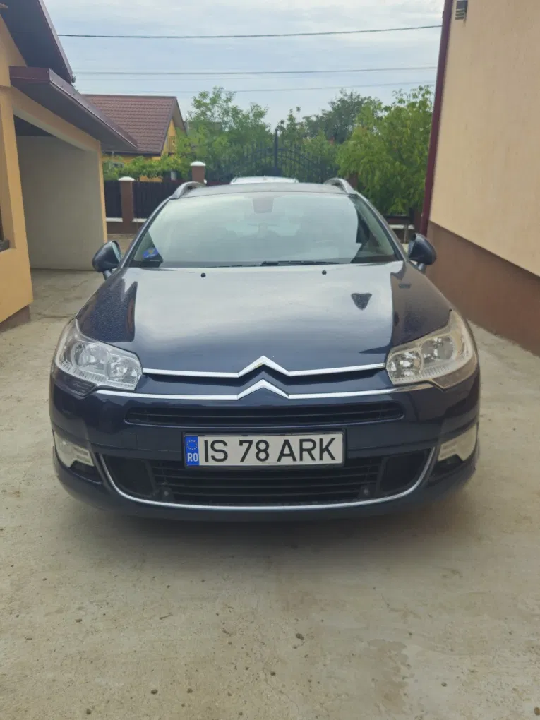 Fotografie: 2009 Citroen C5
