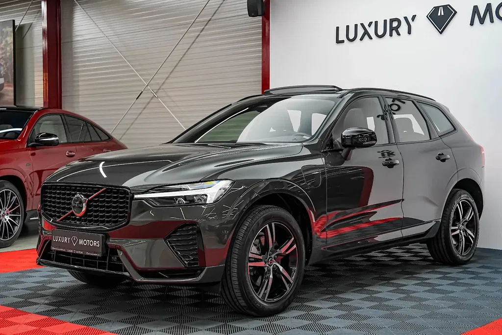 Fotografie: 2021 Volvo XC 60
