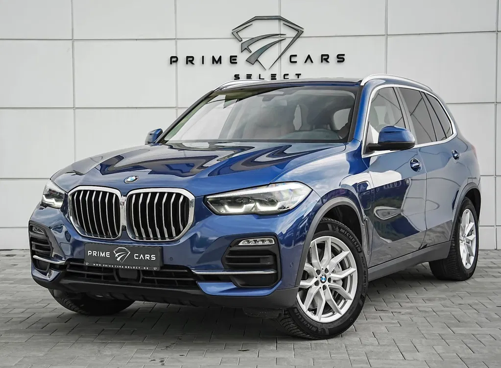 Fotografie: 2021 BMW X5