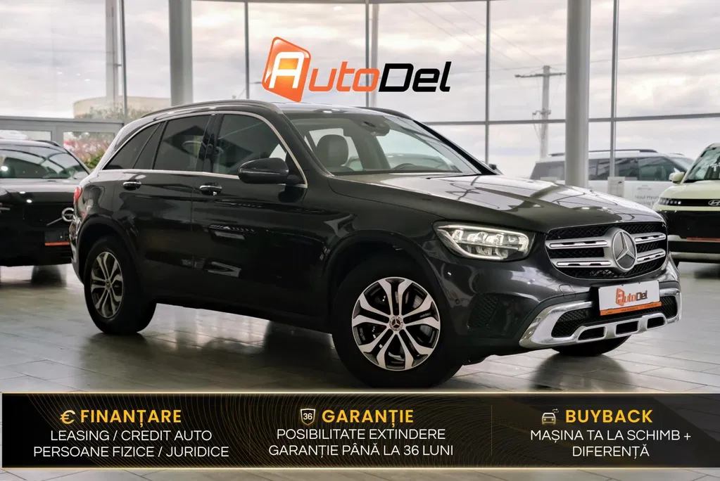 Fotografie: 2022 Mercedes-Benz GLC