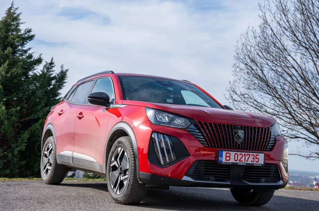 Fotografie: 2026 Peugeot 2008